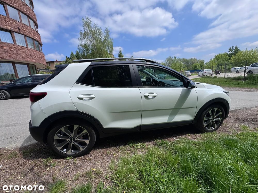 Kia Stonic 1.0 T-GDI MHEV L Business Line - 6