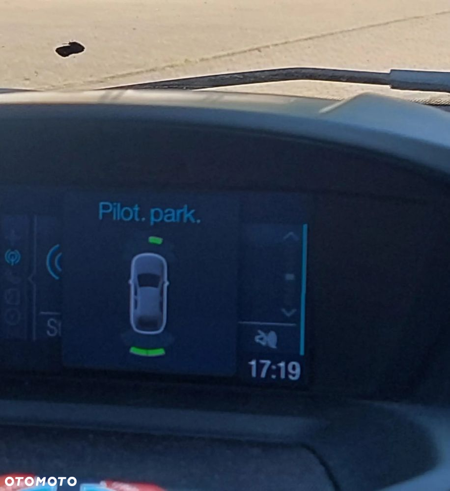 Ford C-MAX 2.0 TDCi Edition - 4