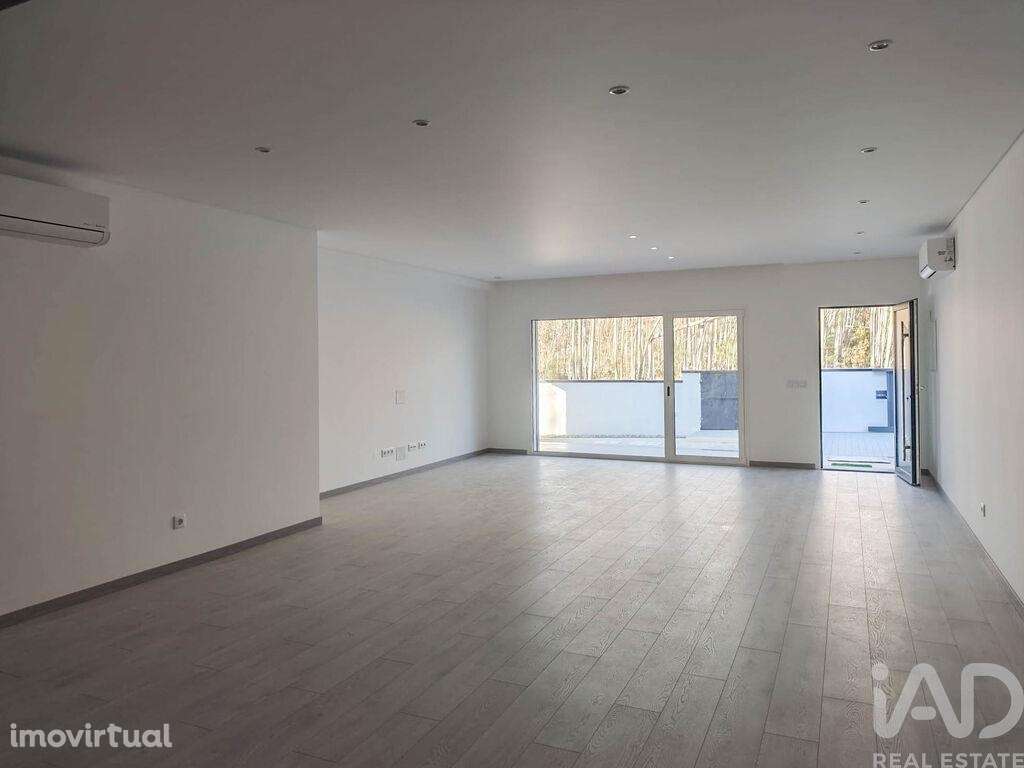 Casa / Villa T3 em Santa Eufémia e Boa Vista de 128,00 m2 - Grande imagem: 5/22