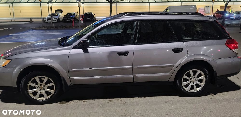 Subaru Outback - 4