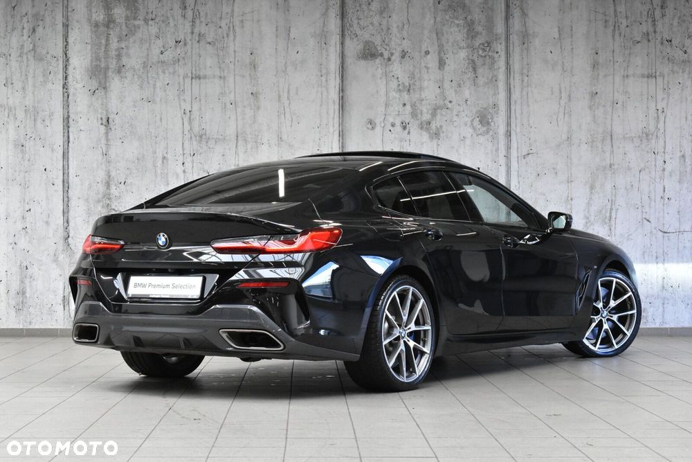 BMW Seria 8 - 3