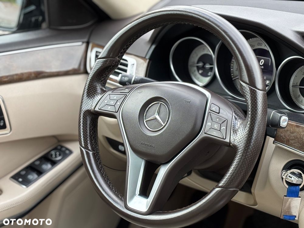 Mercedes-Benz Klasa E 220 BlueTEC BlueEFFICIENCY Edition 9G-TRONIC Avantgarde - 12