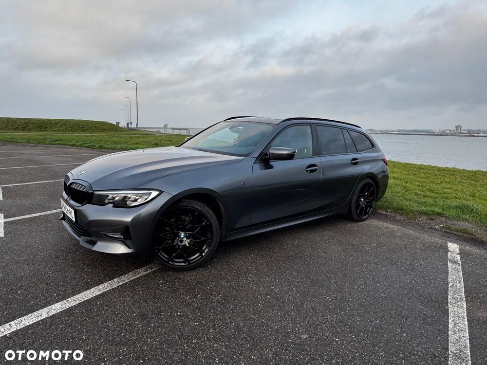 BMW Seria 3 320d Edition M Sport Shadow - 9