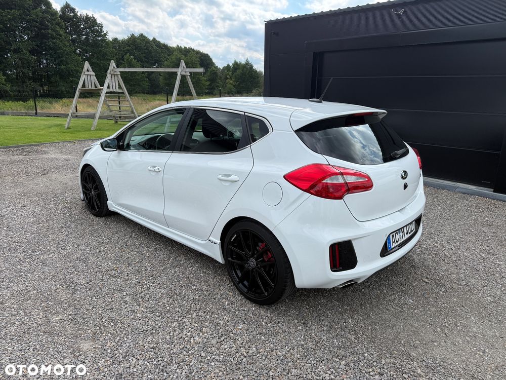 Kia Ceed 1.6 T-GDI GT-Track - 3