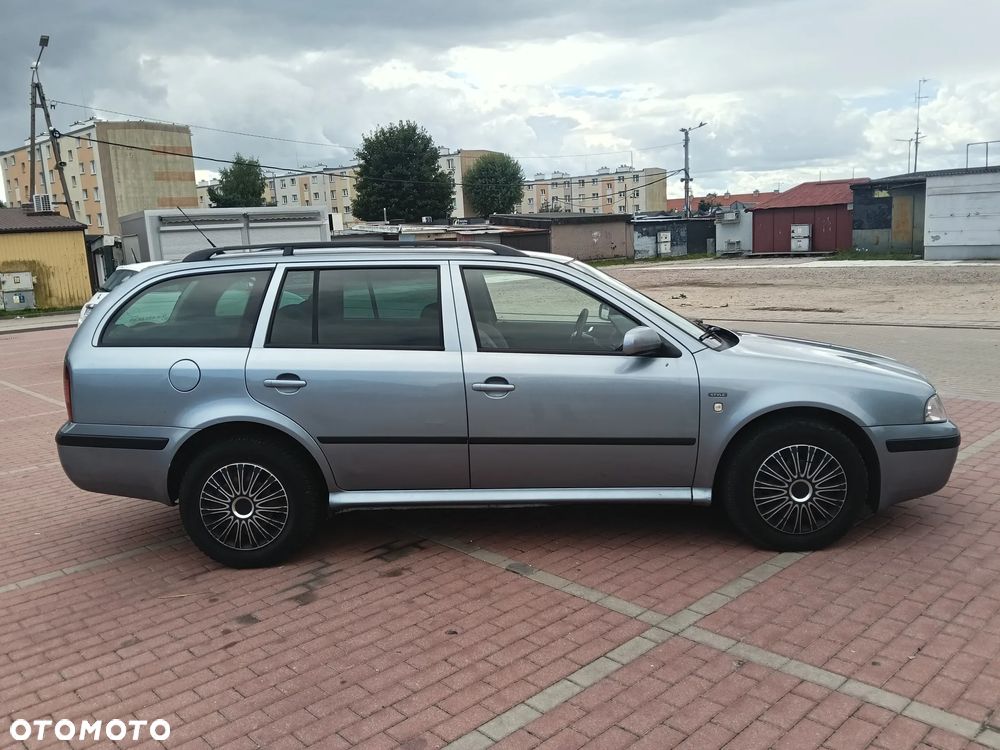 Skoda Octavia 1.9 TDI Ambiente - 2