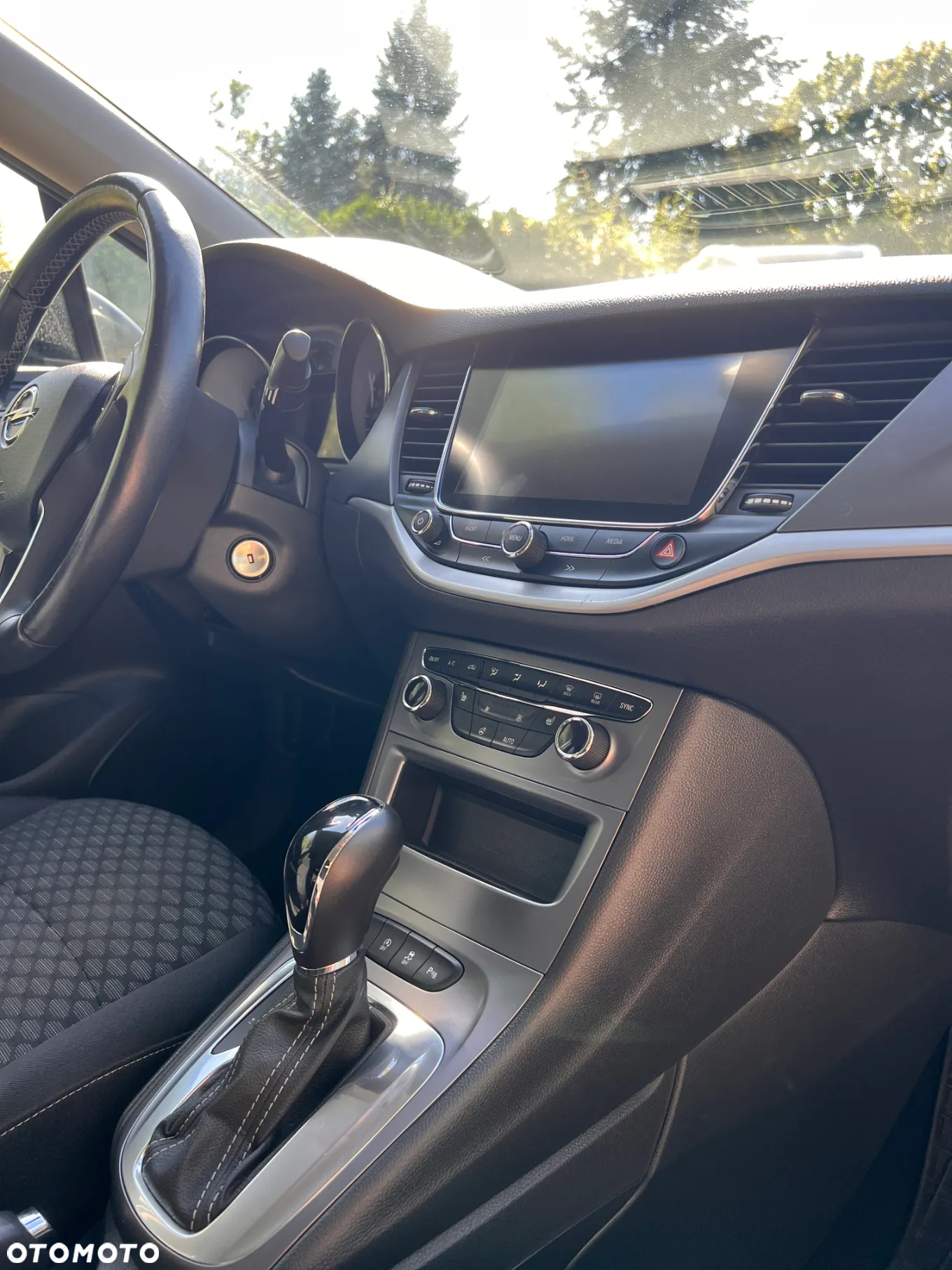 Opel Astra V 1.4 T Enjoy S&S - 17