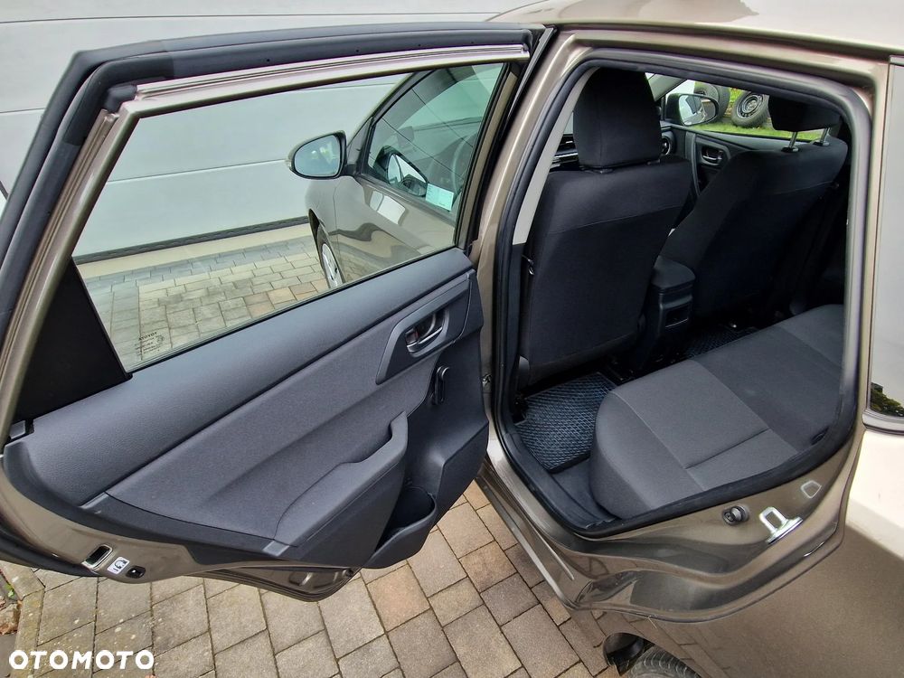 Toyota Auris 1.6 Active - 13
