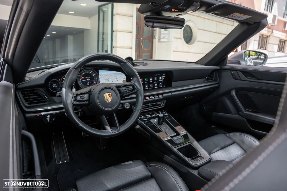 Porsche 911 (992) Carrera 4 GTS PDK - 8