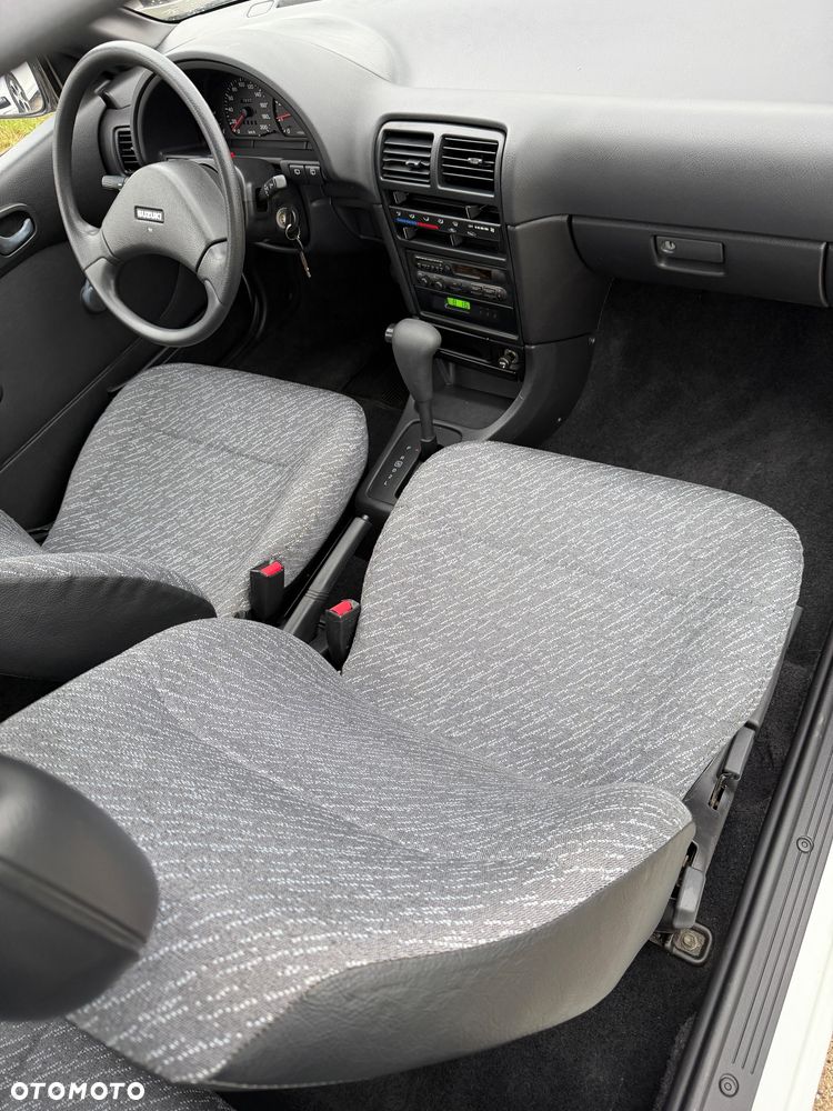 Suzuki Swift 1.0 GL - 8