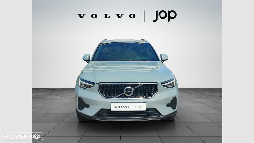 Volvo XC 40 2.0 B3 Core — fotografia 8