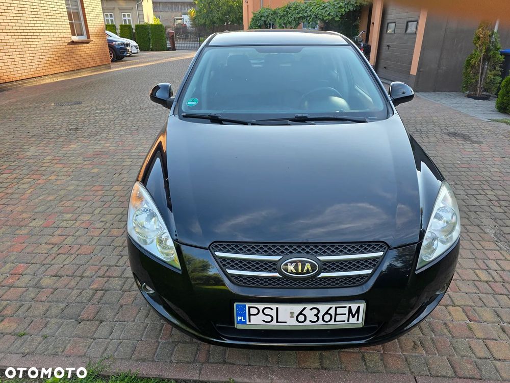Kia Ceed 1.4 Comfort + - 8