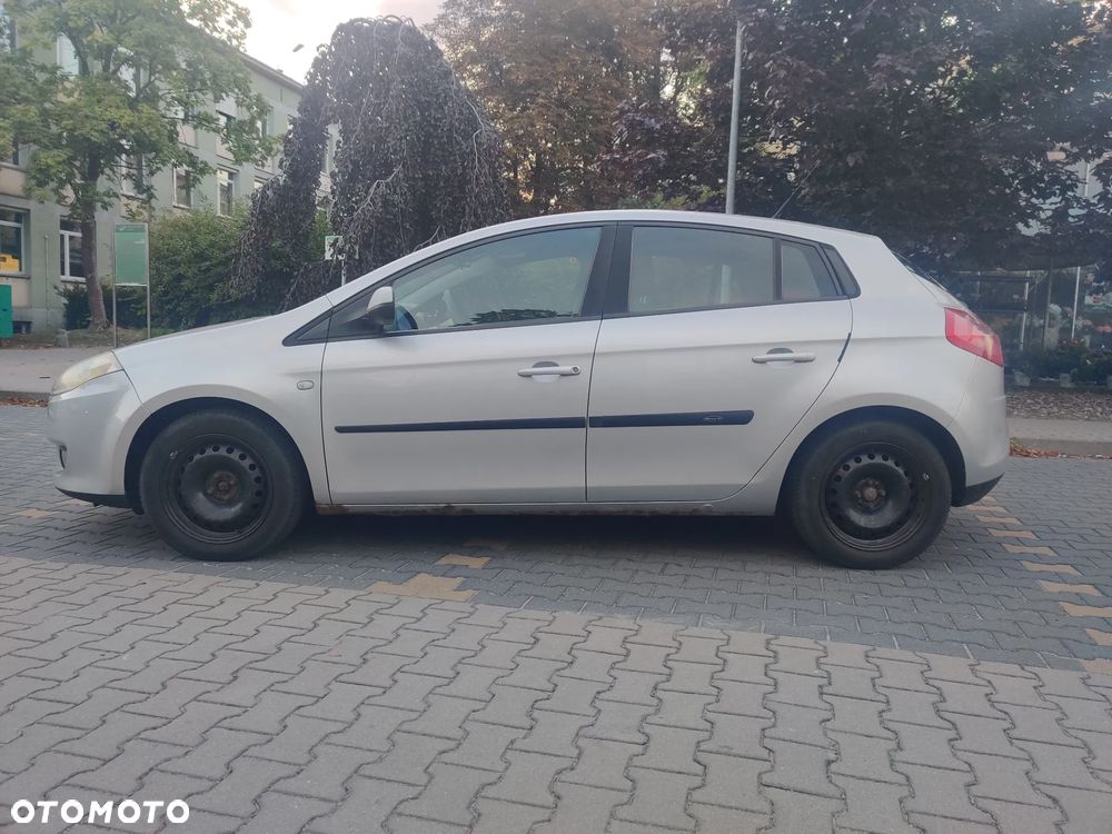 Fiat Bravo 1.4 16V Dynamic - 5