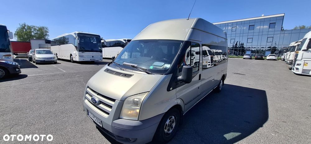 Ford Transit - 1