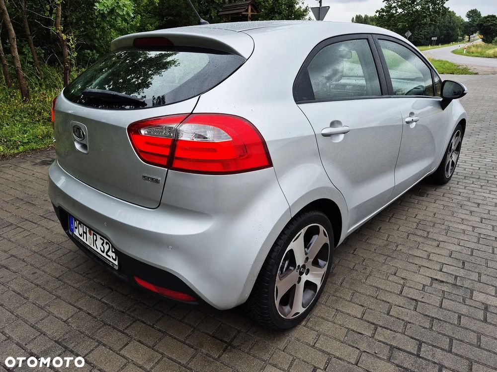 Kia Rio 1.4 crdi XL - 9