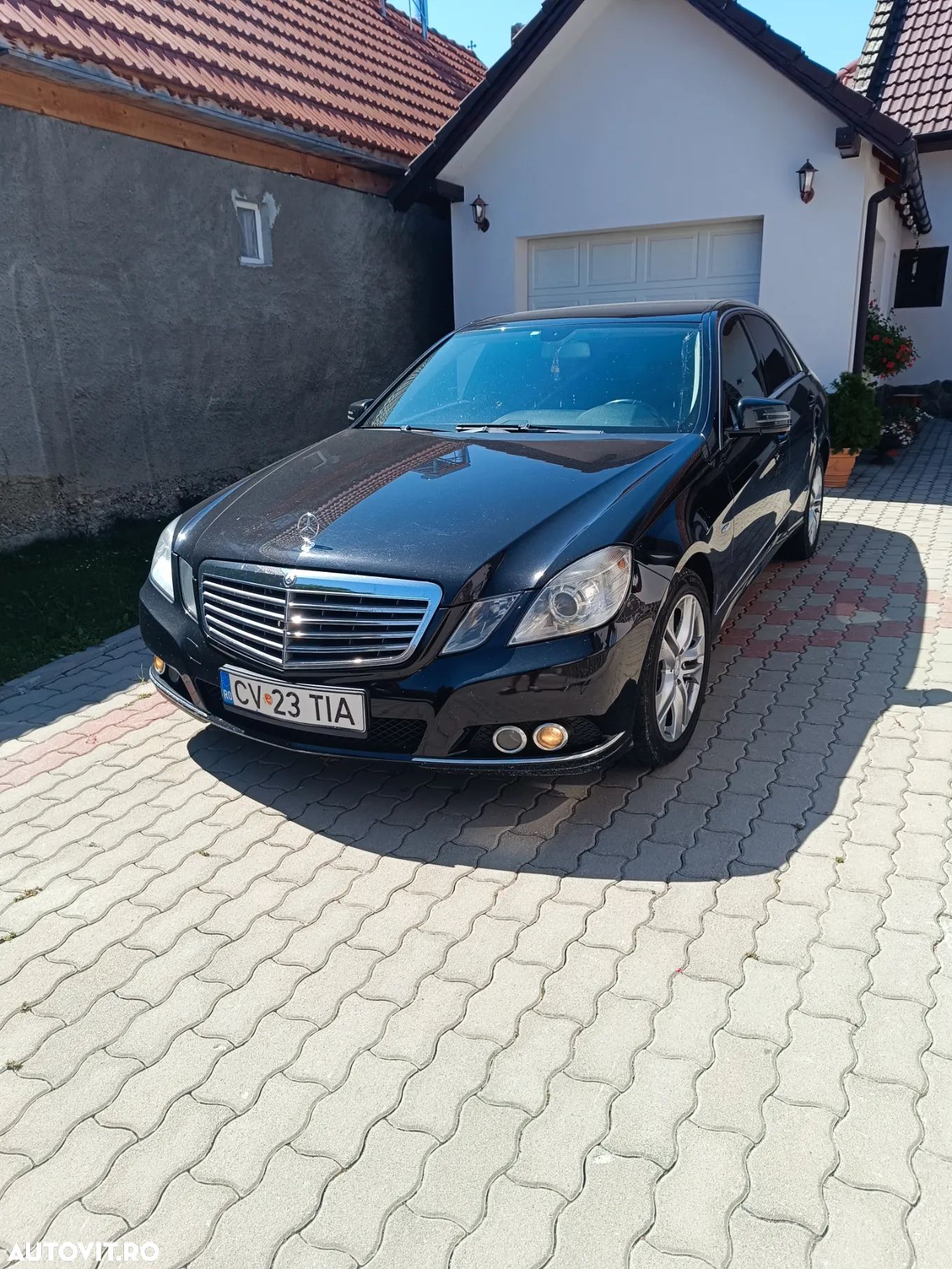 Mercedes-Benz E 220 CDI BlueEfficiency Aut. - 1