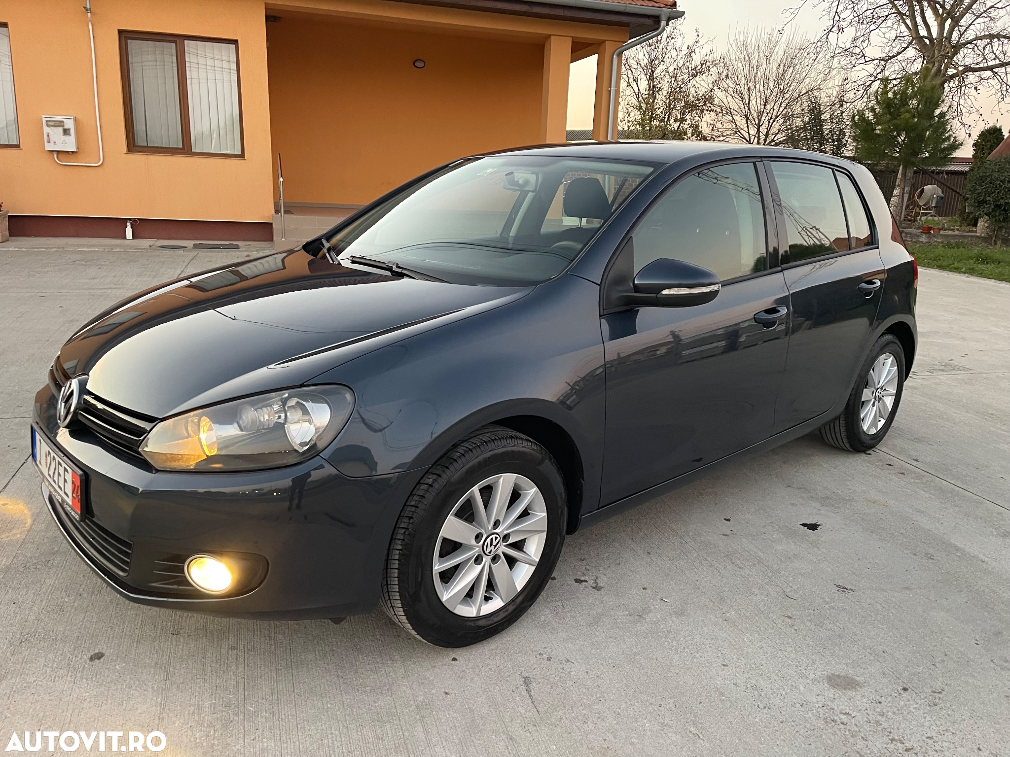 Volkswagen Golf 1.4 Comfortline - 2