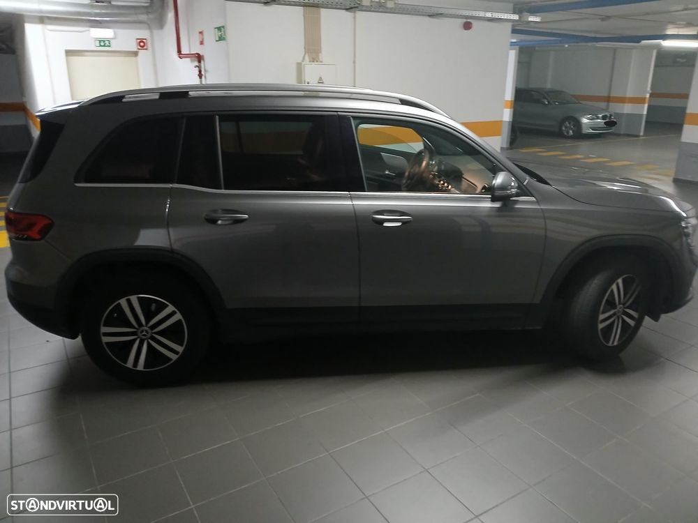 Mercedes-Benz GLB 180 - 2