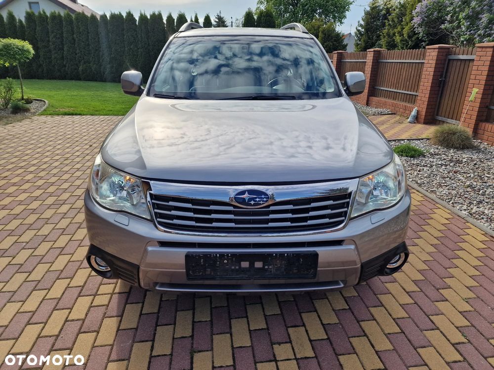 Subaru Forester 2.5 X Premium - 17
