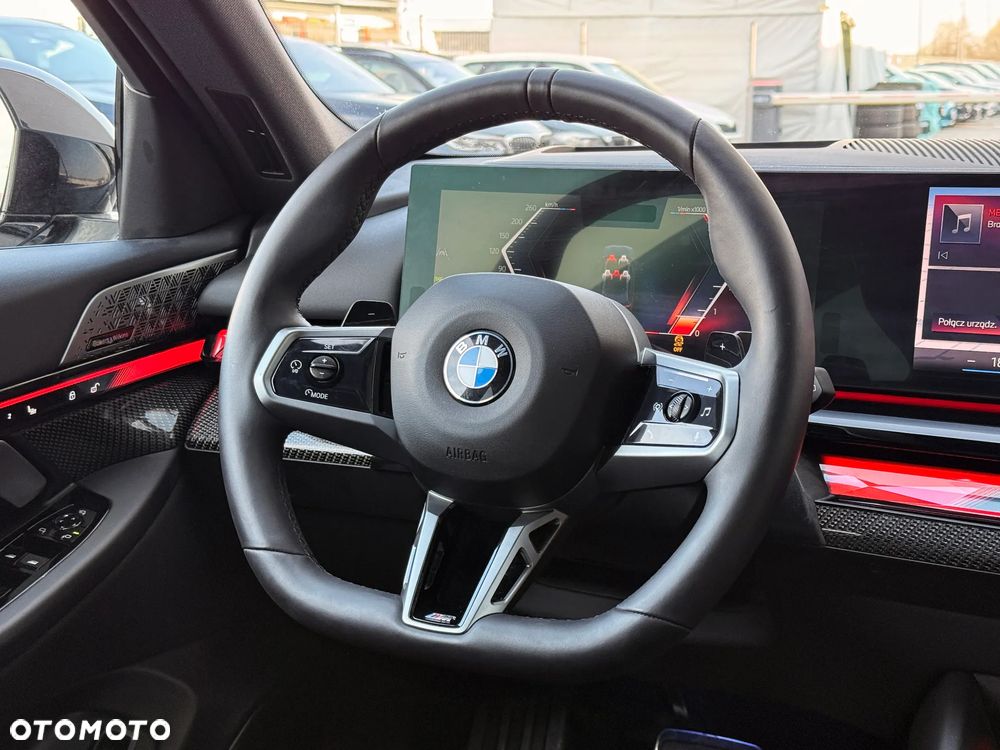 BMW Seria 5 540d xDrive - 17