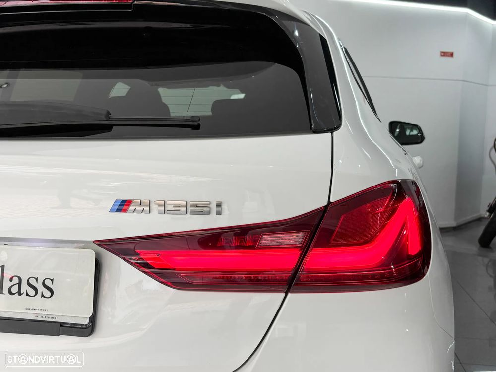 BMW M135i xDrive - 10