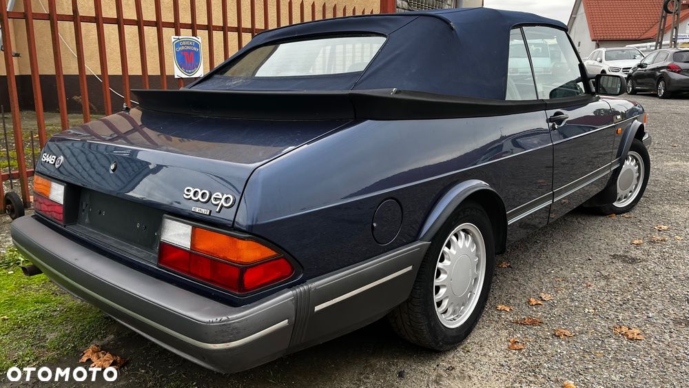 Saab 900 - 5