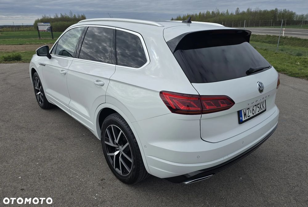 Volkswagen Touareg 3.0 V6 TDI SCR 4Mot R-Line - 10