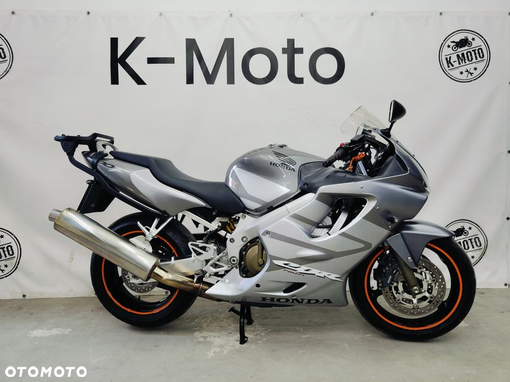 Honda CBR - 1