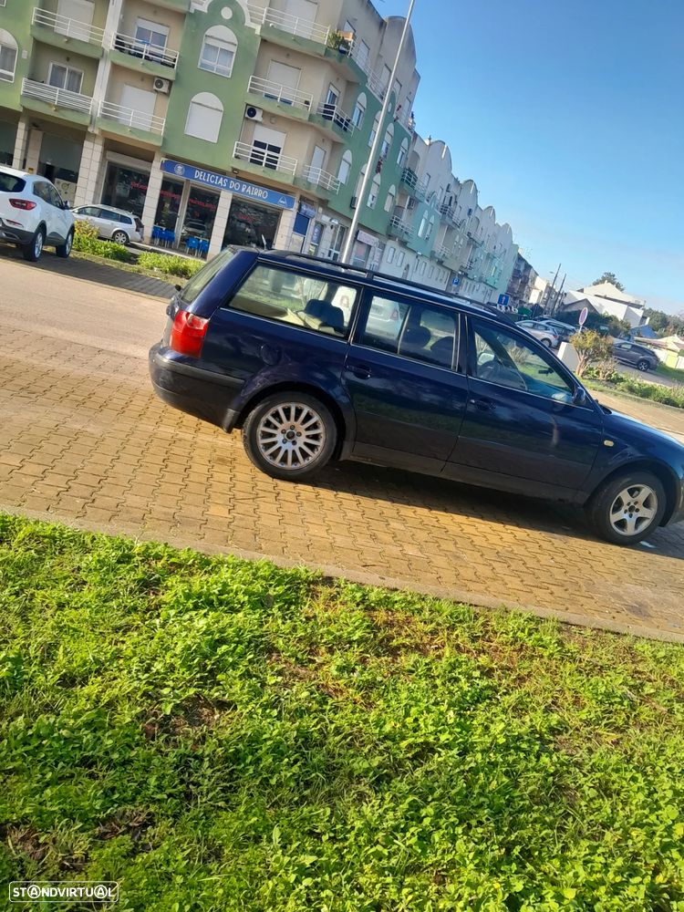 VW Passat Variant 1.9 TDi Confortline - 6