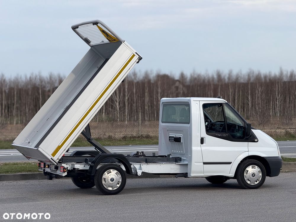 Ford Transit - 11