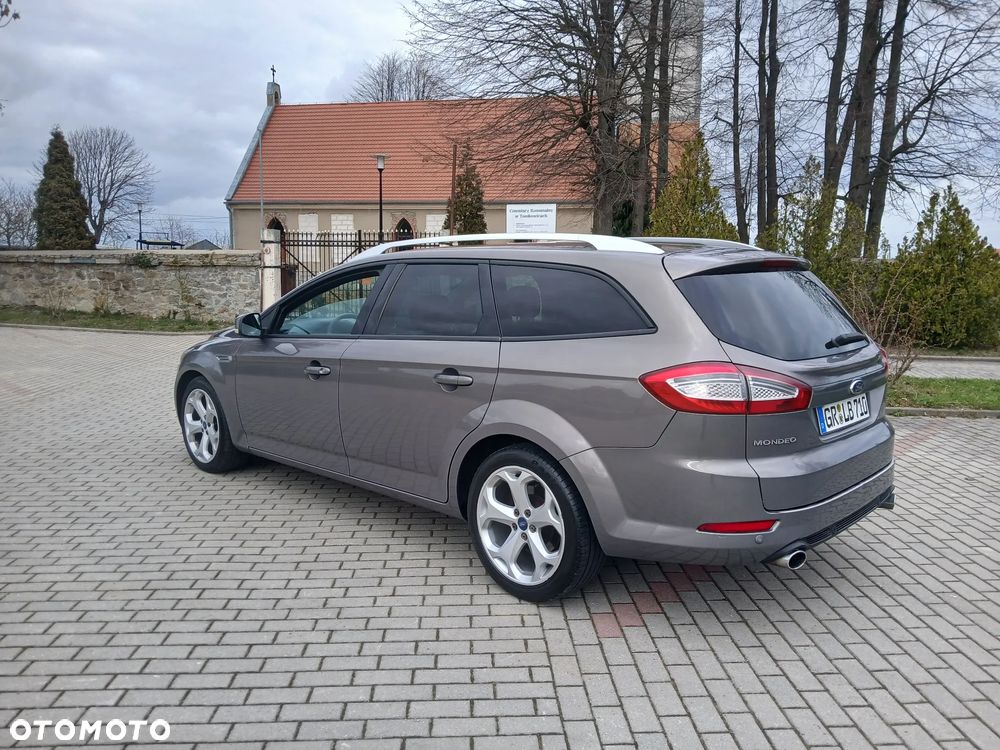 Ford Mondeo 2.2 TDCi Titanium - 9