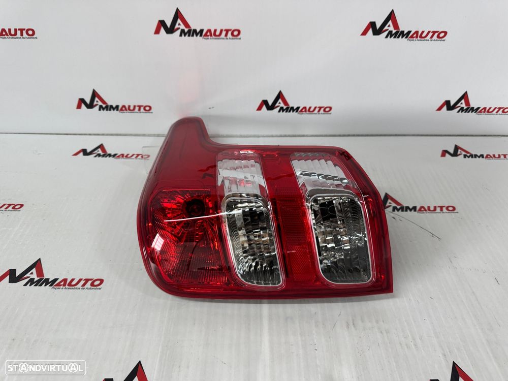 Farolim Traseiro Mitsubishi L200 Triton - 1