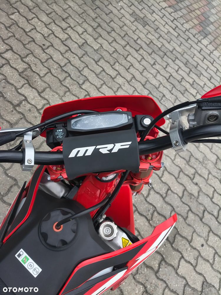 MRF Inny - 12