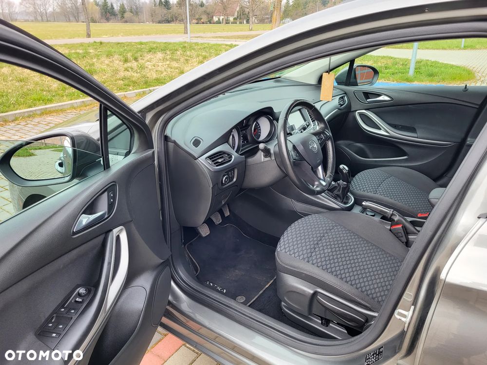 Opel Astra 1.5 D Start/Stop Business Edition - 16