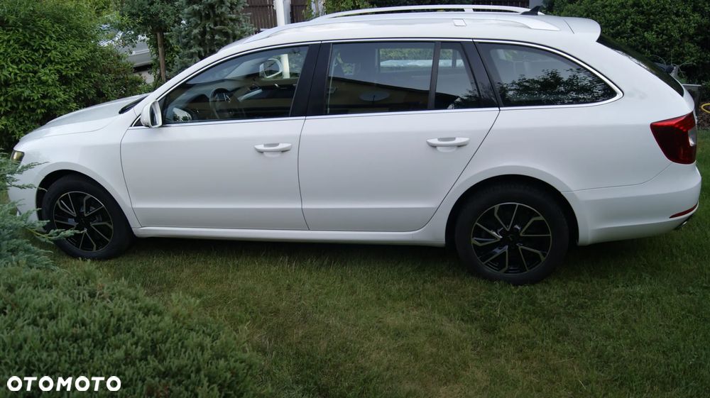 Skoda Superb 2.0 TDI Ambition - 10