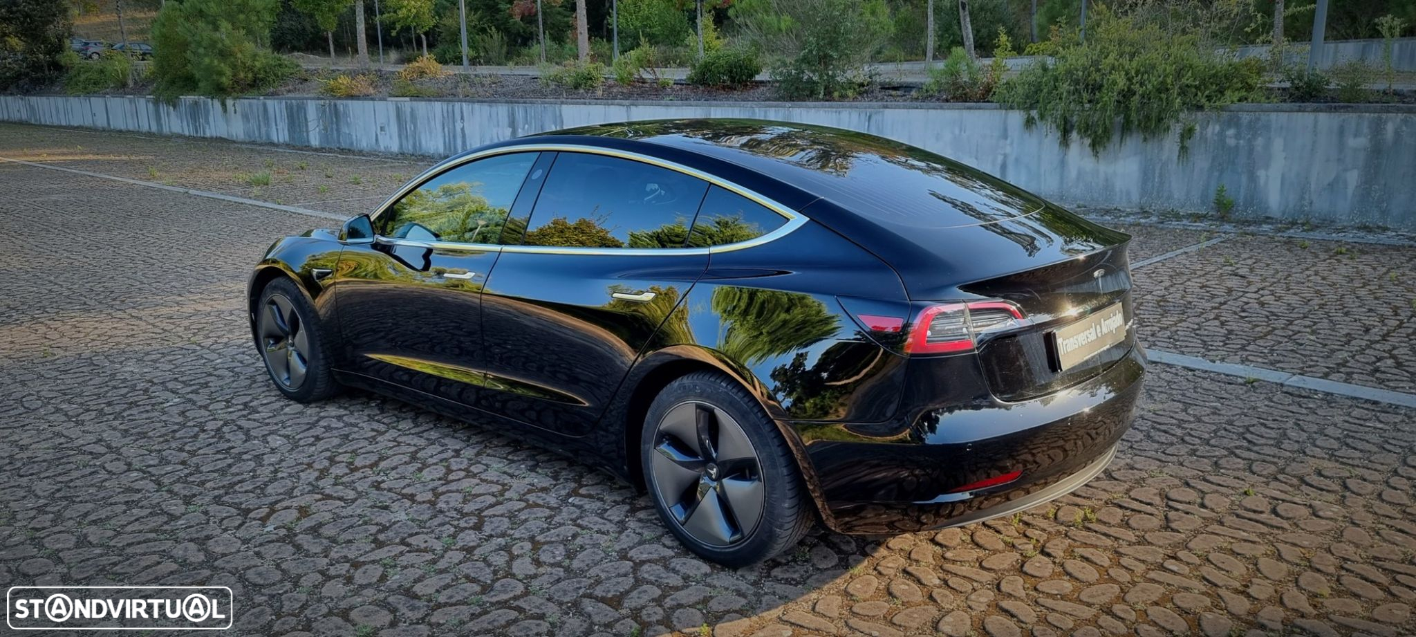 Tesla Model 3 Long-Range Dual Motor AWD - 19