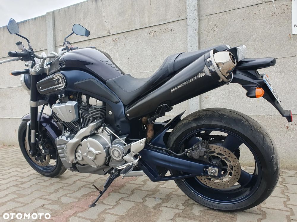 Yamaha MT - 33