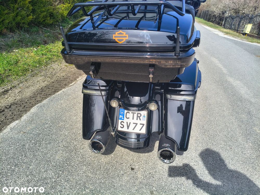 Harley-Davidson Touring Street Glide - 10