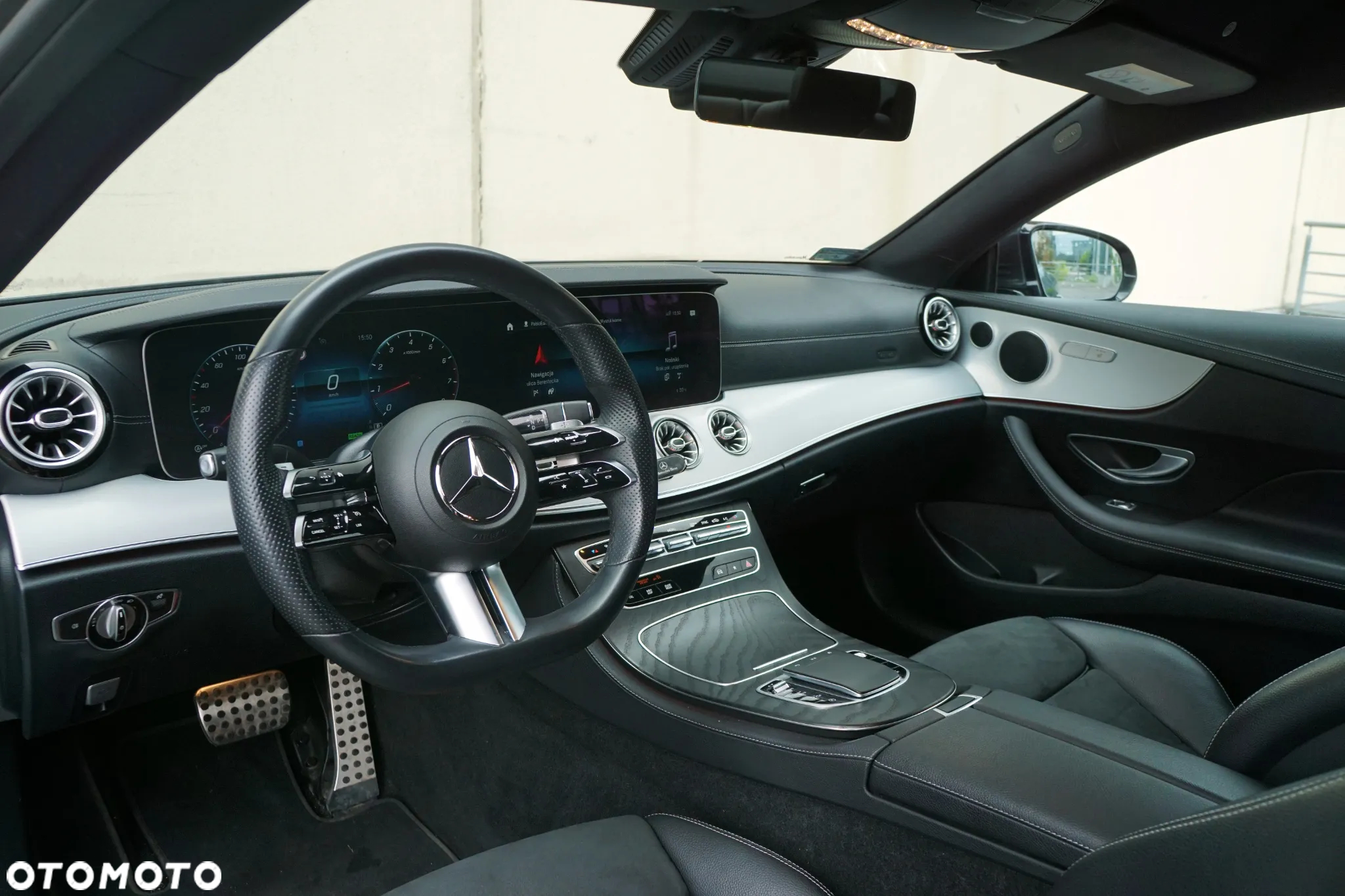 Mercedes-Benz Klasa E 200 Coupe 4-Matic 9G-TRONIC - 12