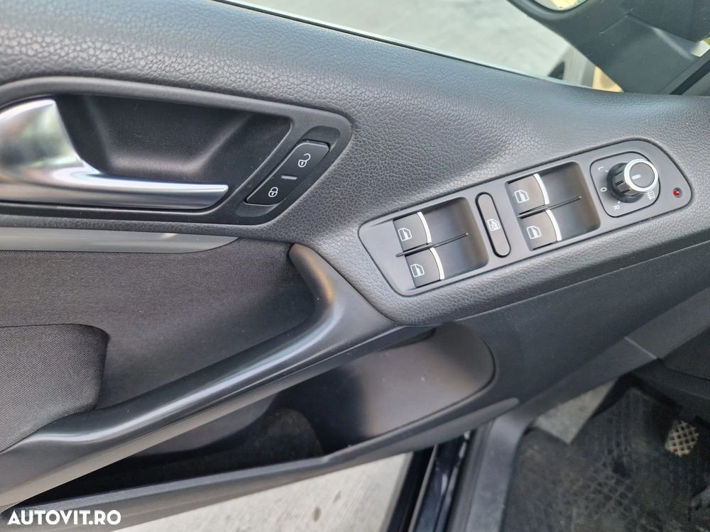 Volkswagen Tiguan 2.0 TDI DPF 4Motion Sport & Style - 13