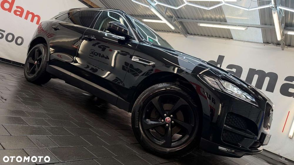 Jaguar F-Pace - 17