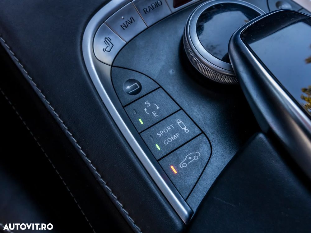 Mercedes-Benz S 500 4MATIC Coupe Aut - 27