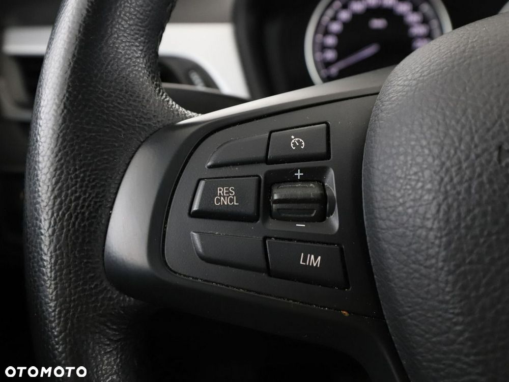 BMW X1 sDrive18d Advantage - 31
