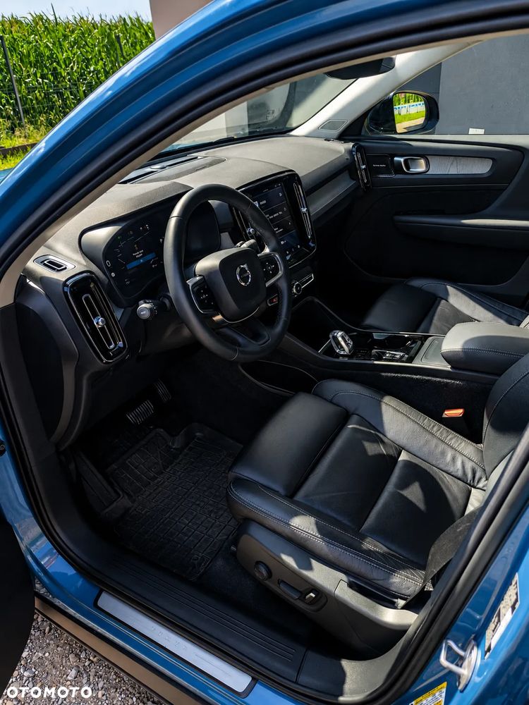 Volvo XC 40 B5 AWD Ultimate Dark - 10