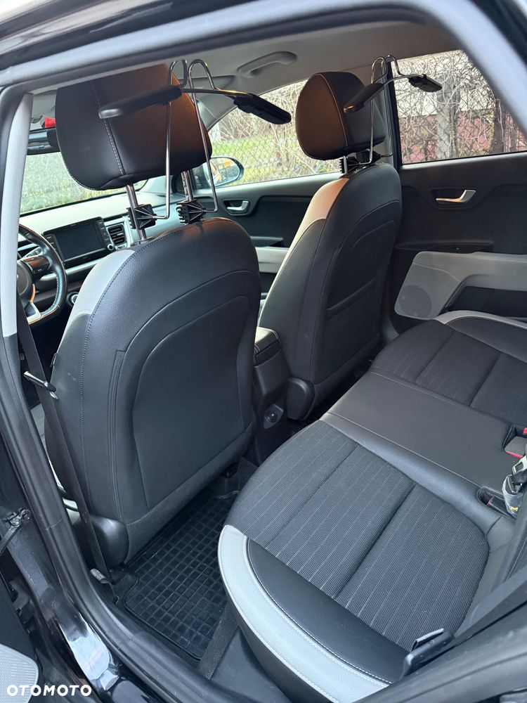 Kia Stonic 1.0 T-GDI L - 6