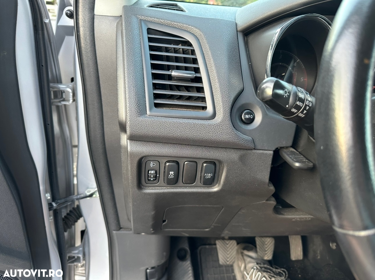 Mitsubishi ASX 1.8 DI-D 2WD Invite - 12