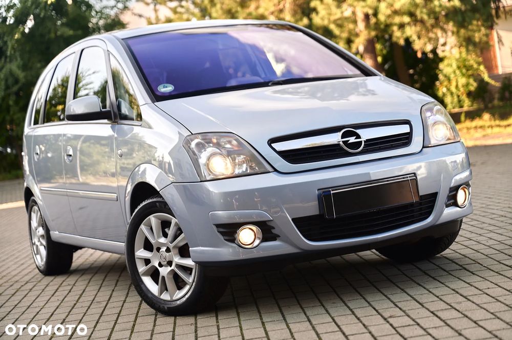 Opel Meriva 1.8 16V Essentia Easytronic - 23