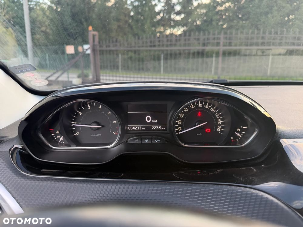 Peugeot 2008 PureTech 110 Stop&Start Allure - 18