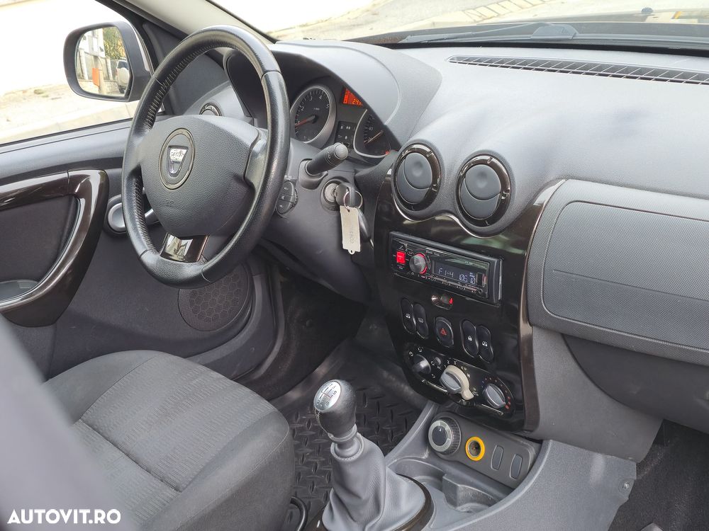 Dacia Duster 1.5 dCi 4x4 Prestige - 8