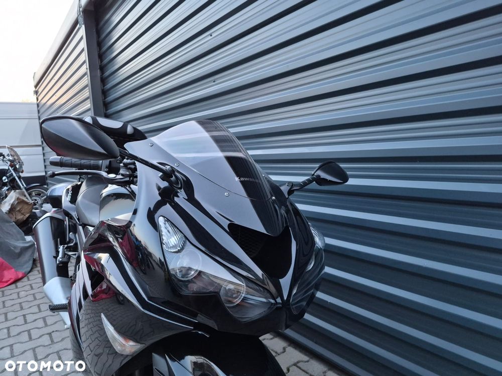 Kawasaki ZZR - 8
