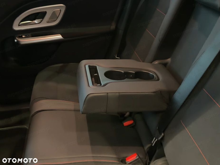 Mercedes-Benz GLB 220 mHEV 4-Matic 8G-eDCT - 13
